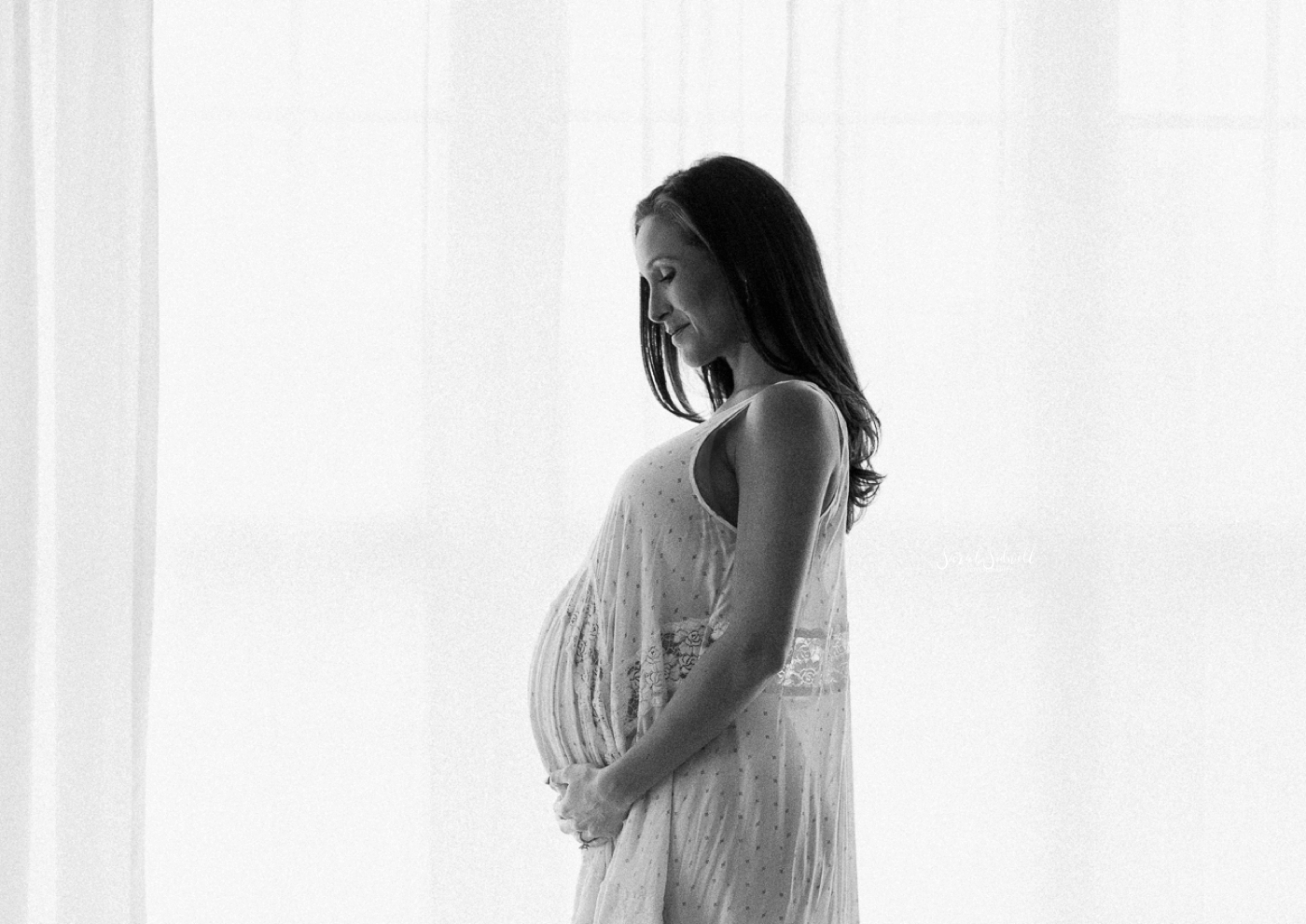 Classic Maternity Photography | Sarah Sidwell Photography
