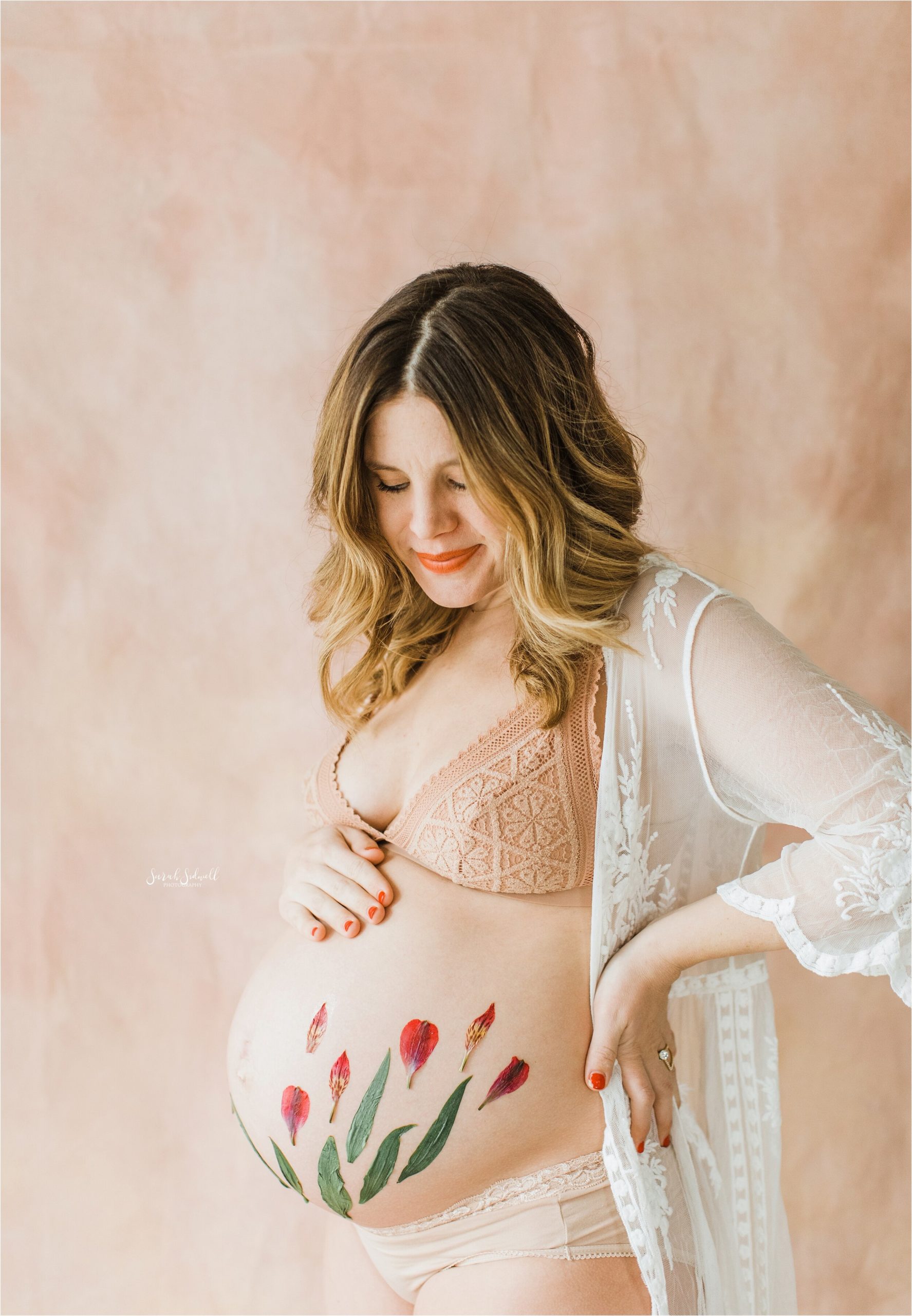 Modern Pastel Maternity Photos | Nashville Maternity Photographer