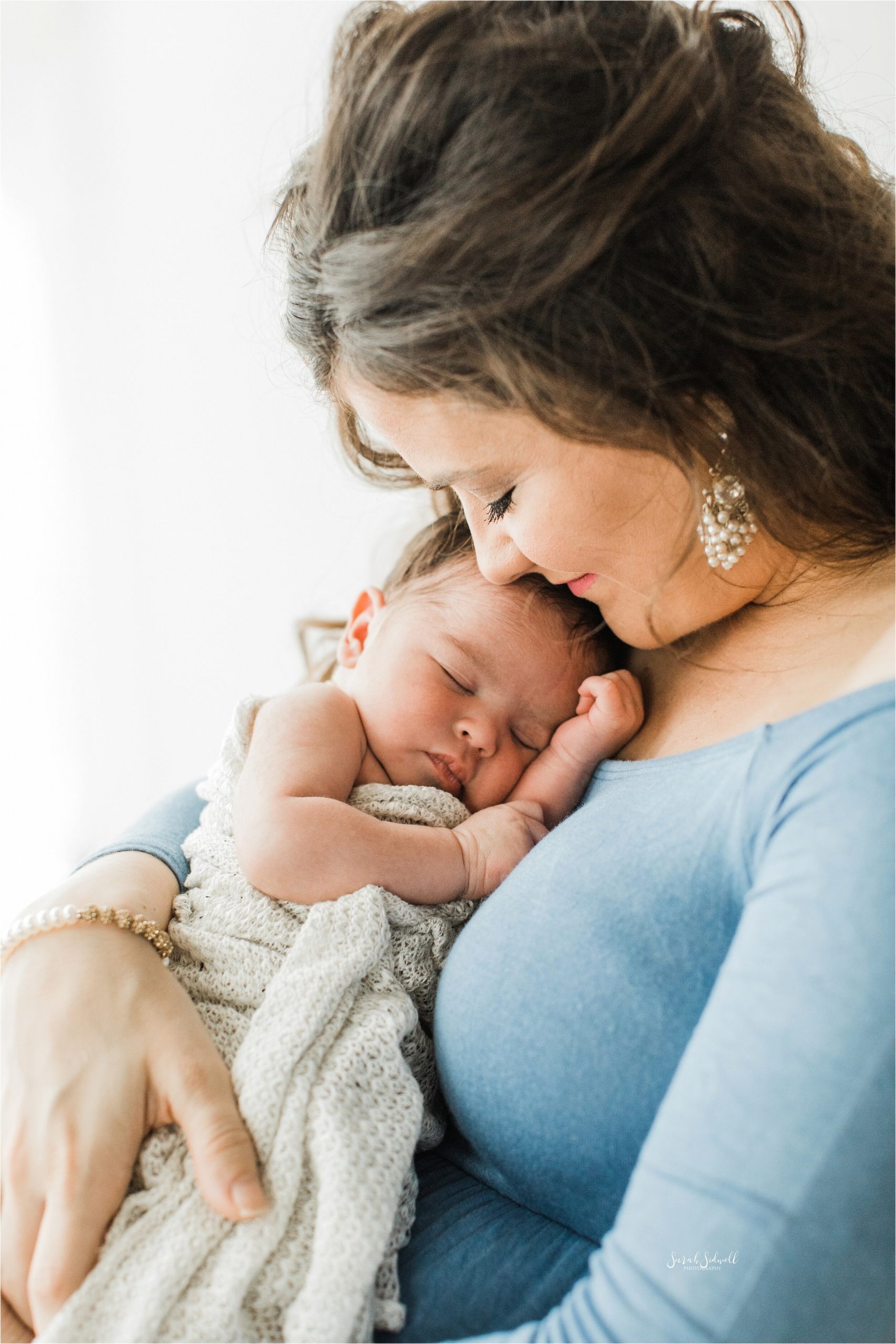 Mama &amp; Newborn portraits | Liam