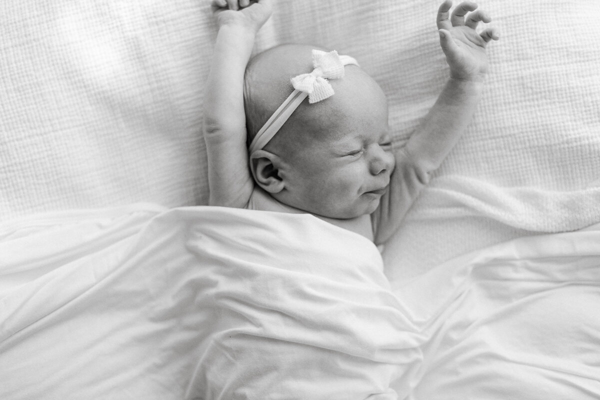 Nashville Newborn Photographer black & white-6.jpg