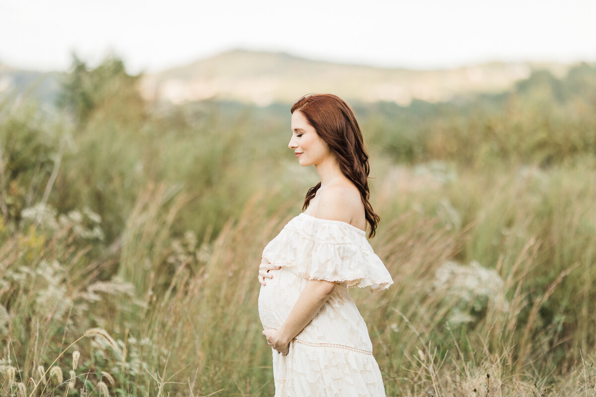 Outdoor Maternity Session | Ashley