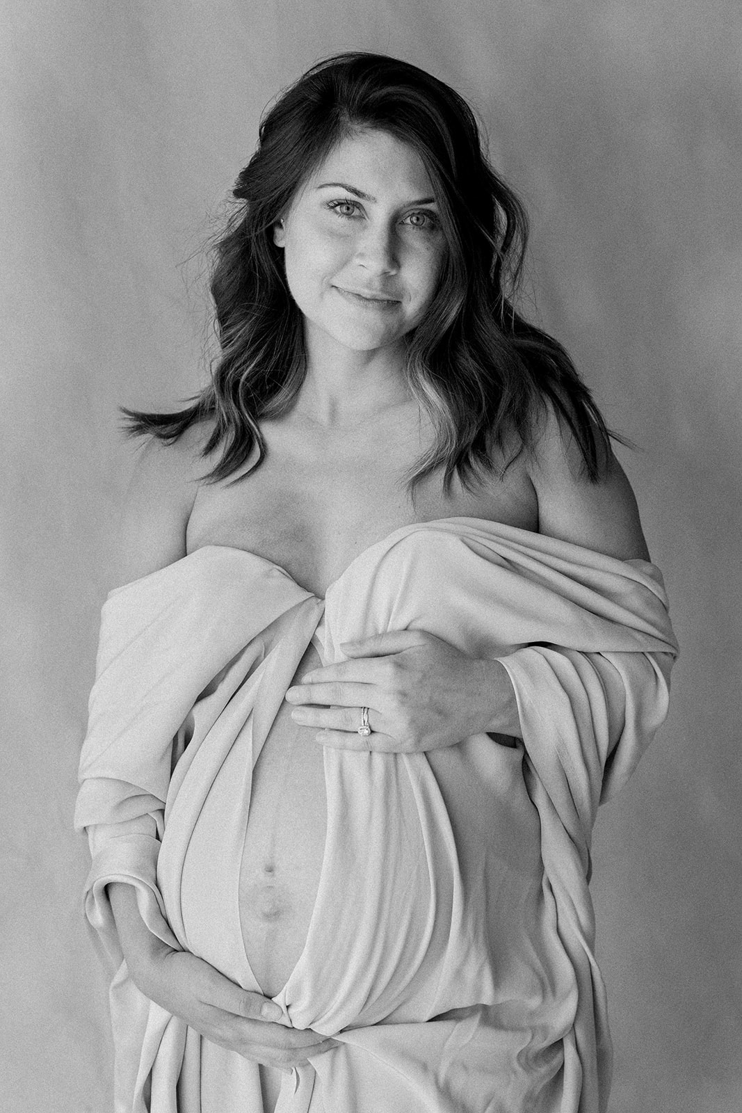 black and white moody maternity photography