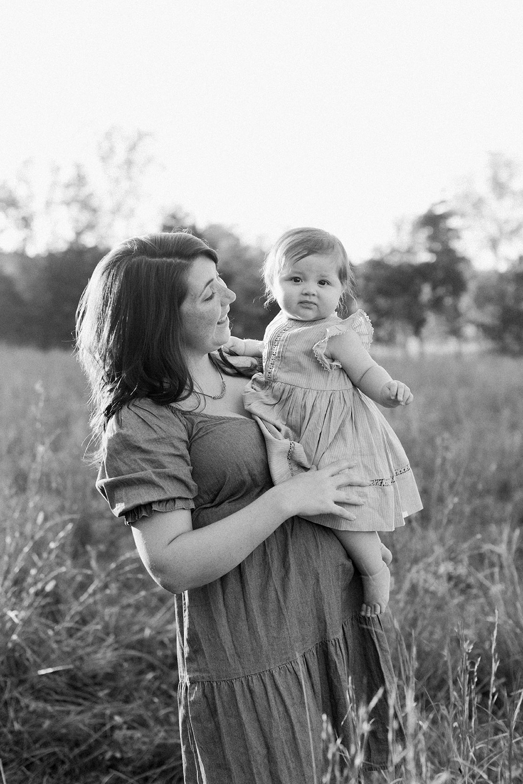 outdoor family photos in Nashville  Tennessee. black and white family photo