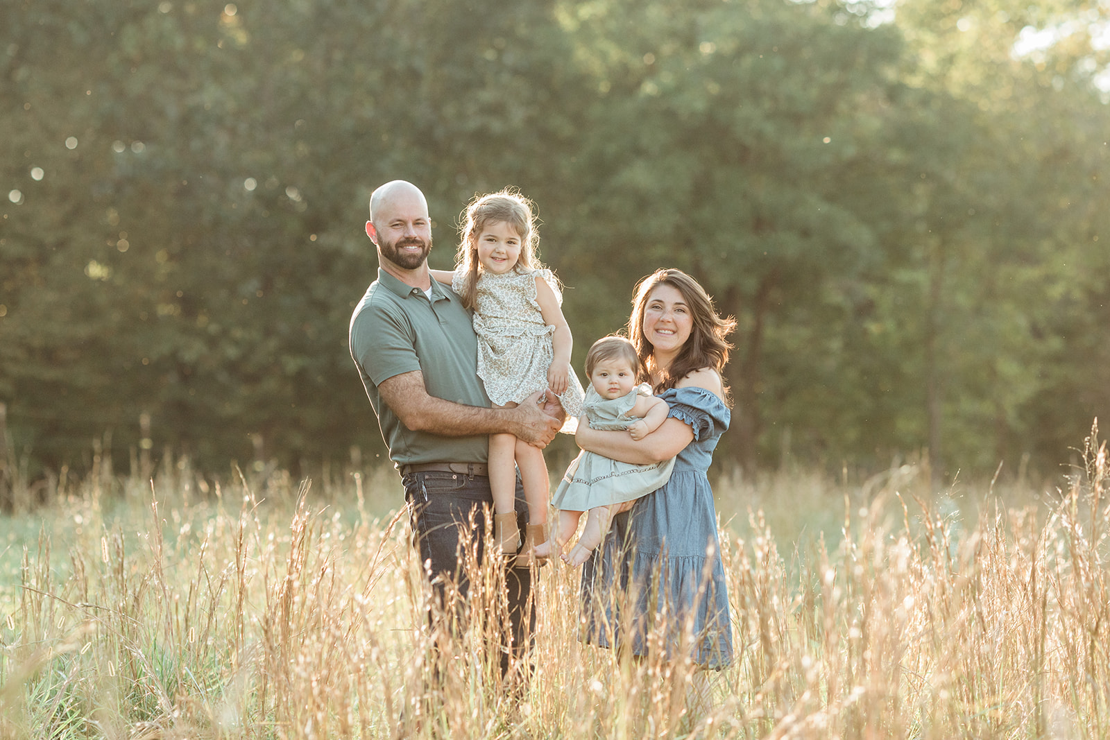outdoor family photos in Nashville  Tennessee  
