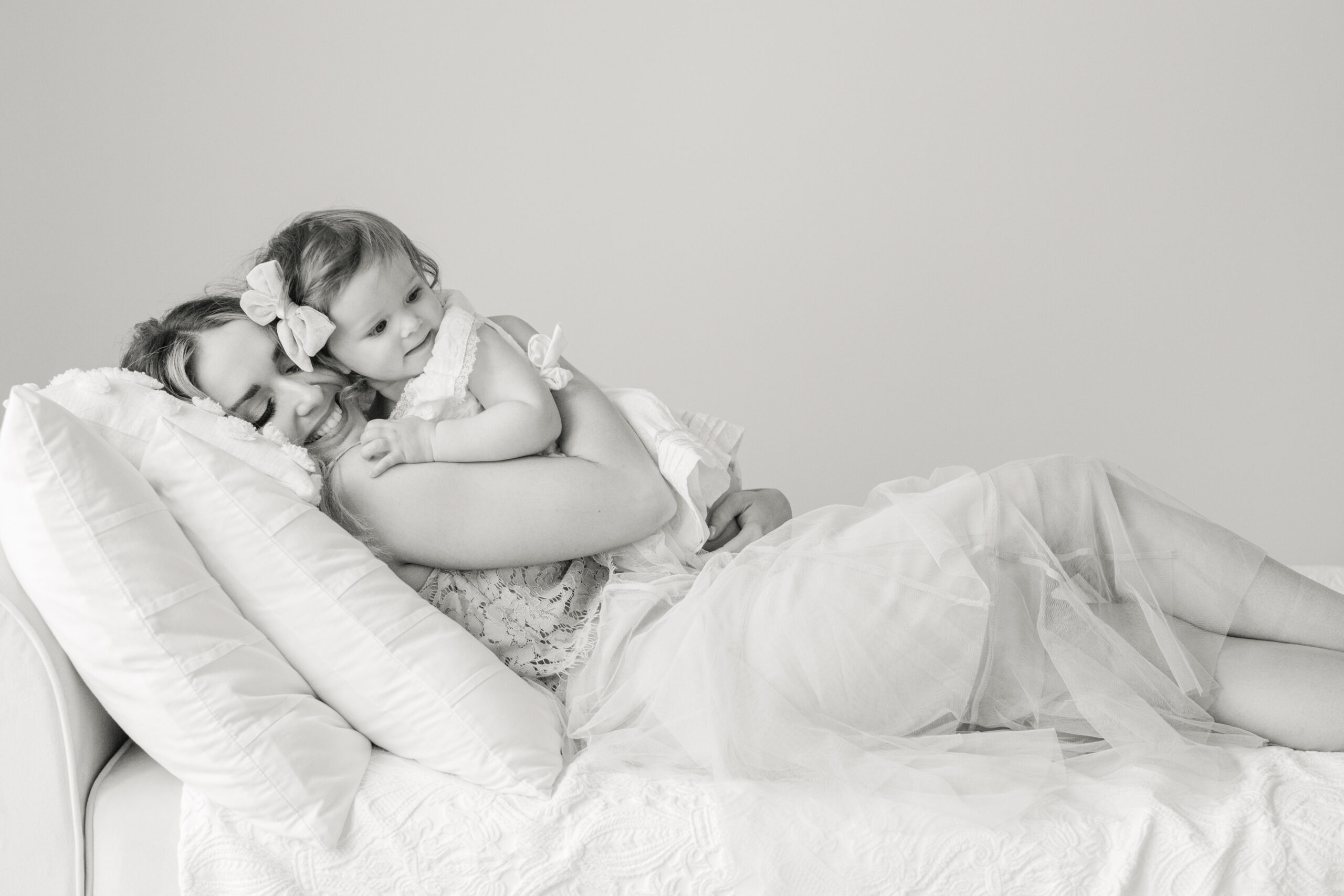 18 month baby girl session in Franklin TN. Black and white photo of mom and daughter