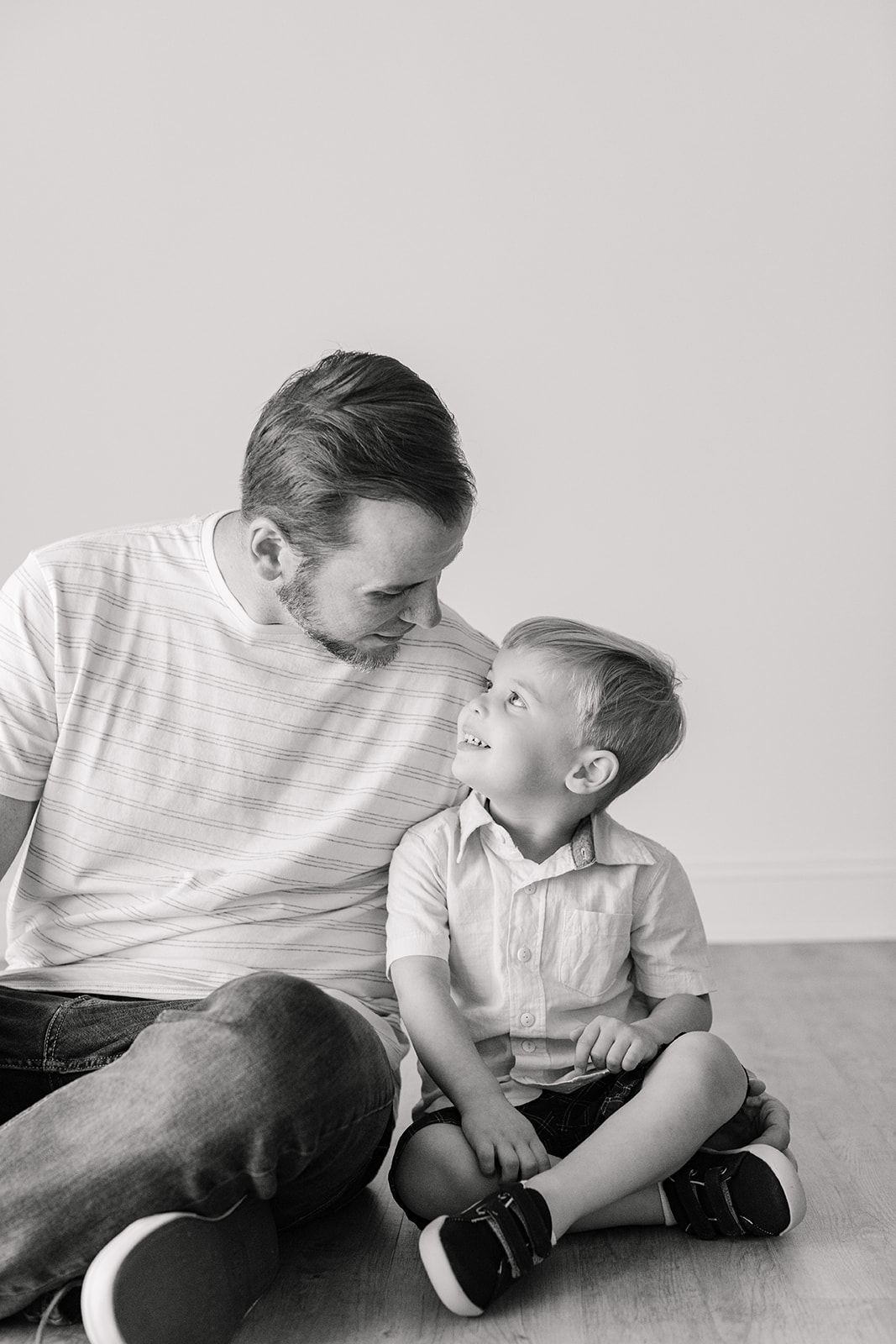 Bode's childhood portrait session in Nashville, Tennessee. Photo of dad and son