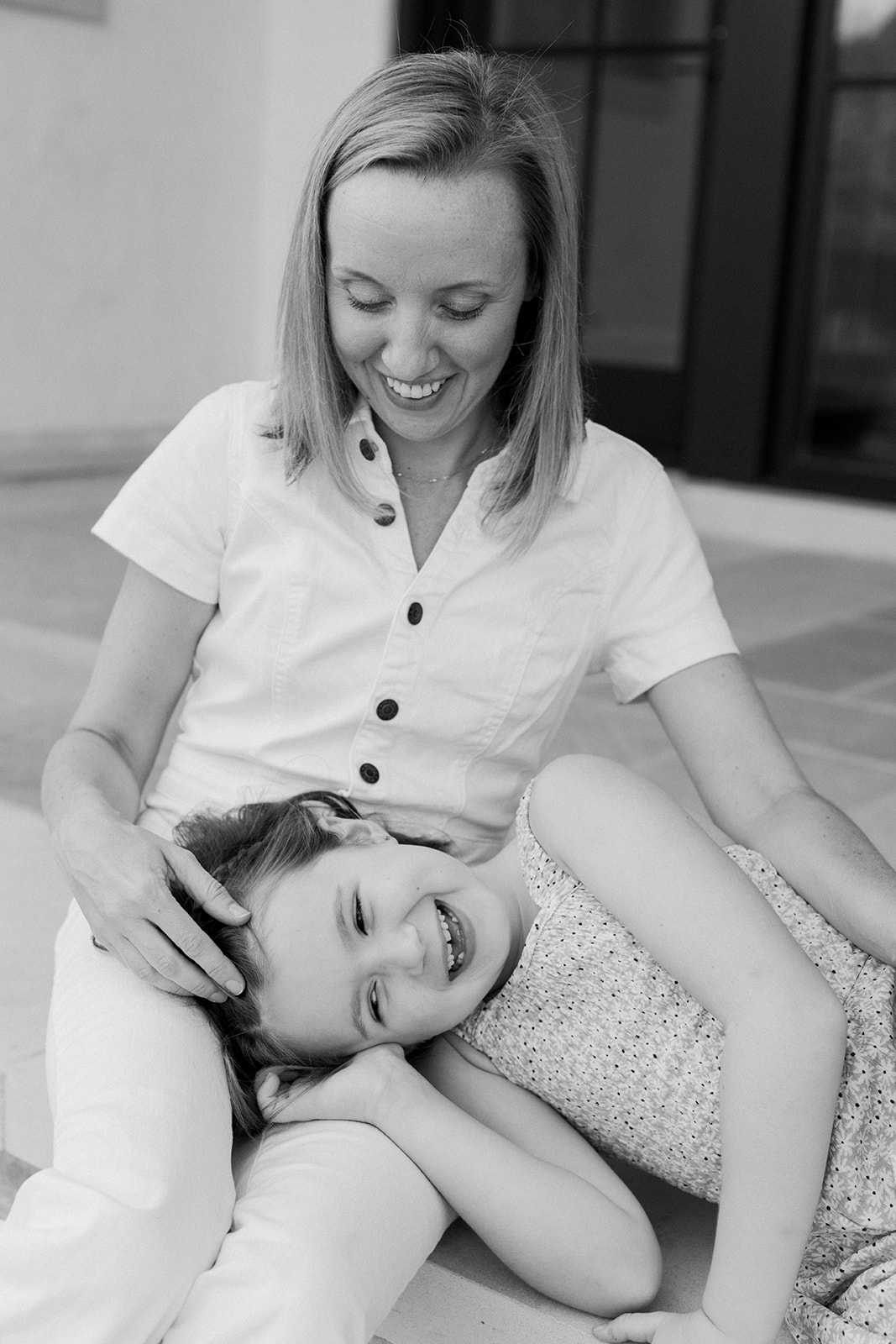 outdoor in-home family session in nashville tennessee. mom and daughter 