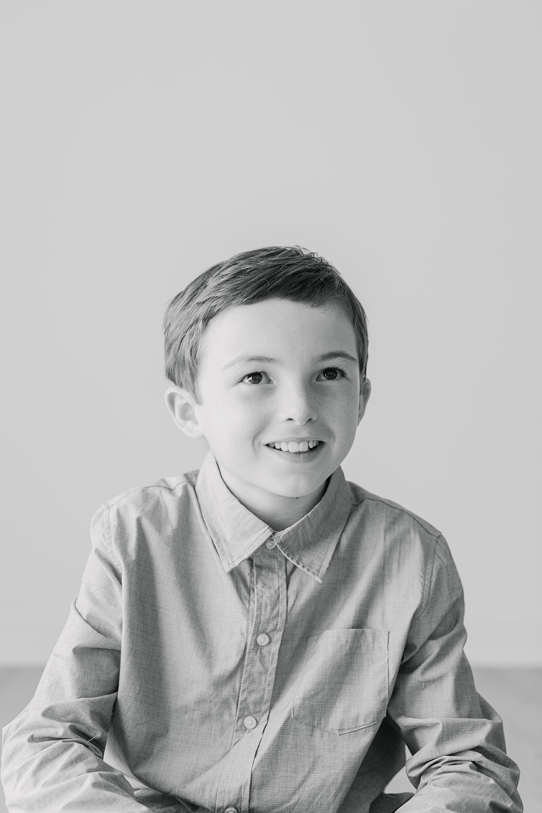 little boy portrait. childhood portrait minis in nashville
