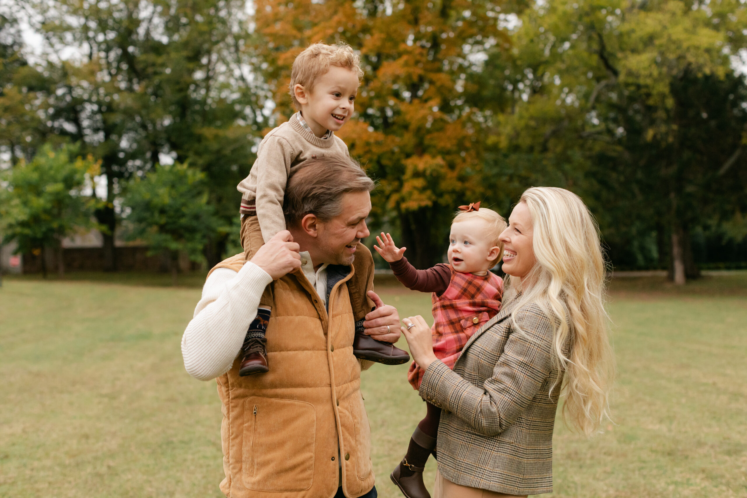 fall family photos at Percy Warner Stairs