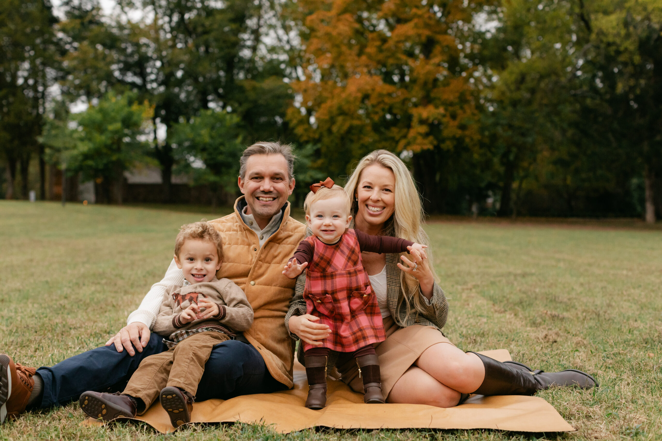 fall family photos at Percy Warner Stairs