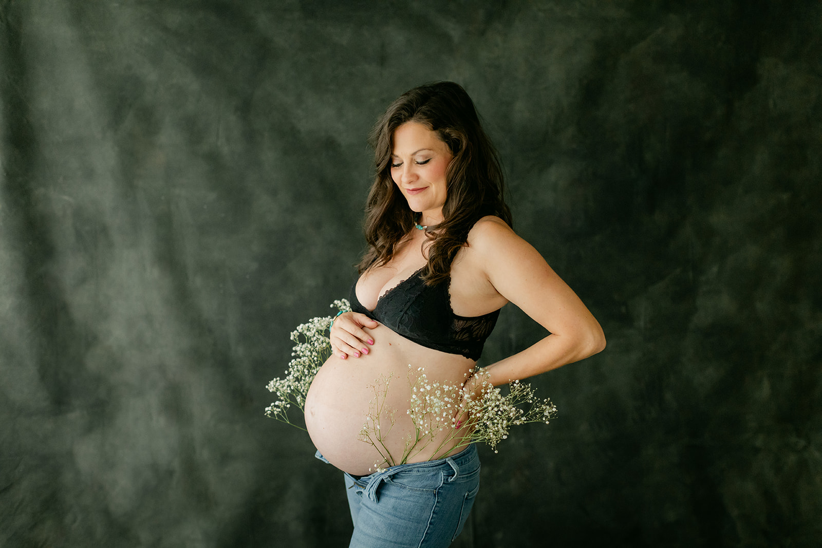 moody maternity session