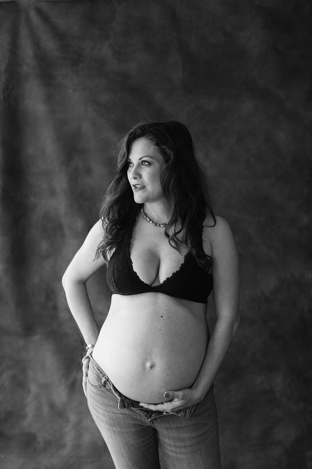 black and white moody maternity session