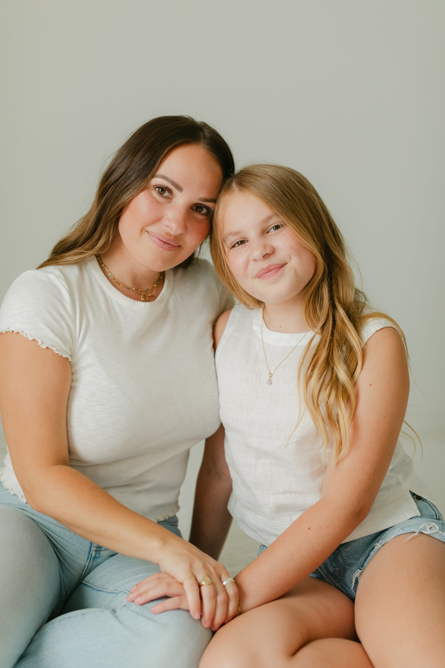 mom and daughter