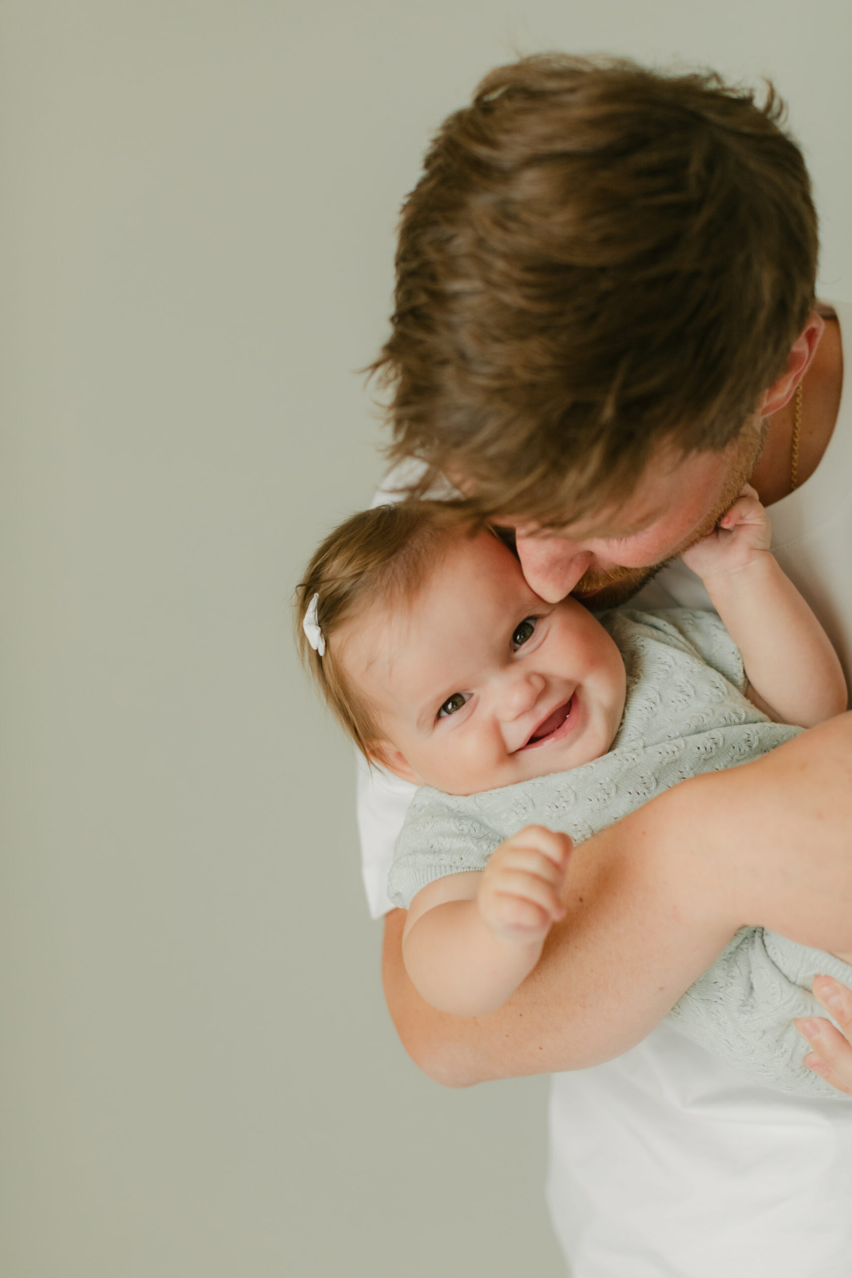 dad and baby girl