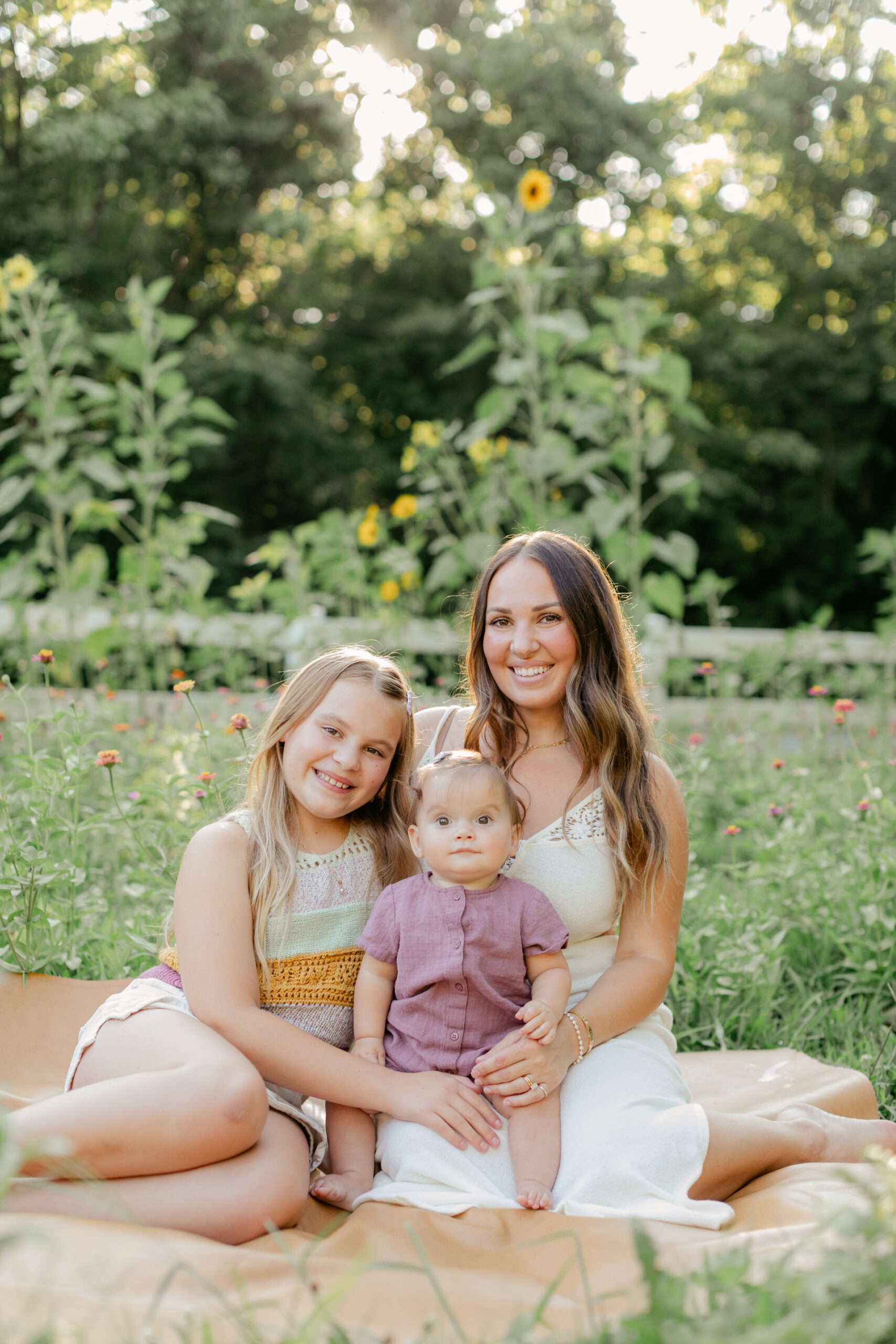 mom and daughters