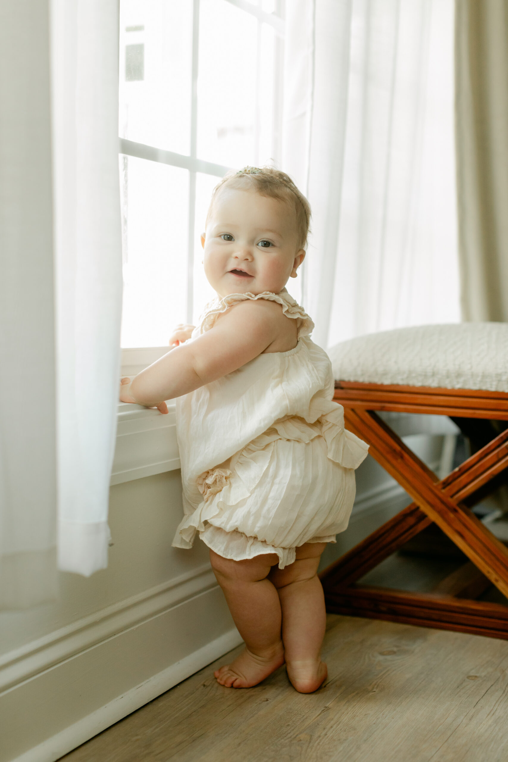 10 month old baby milestone session