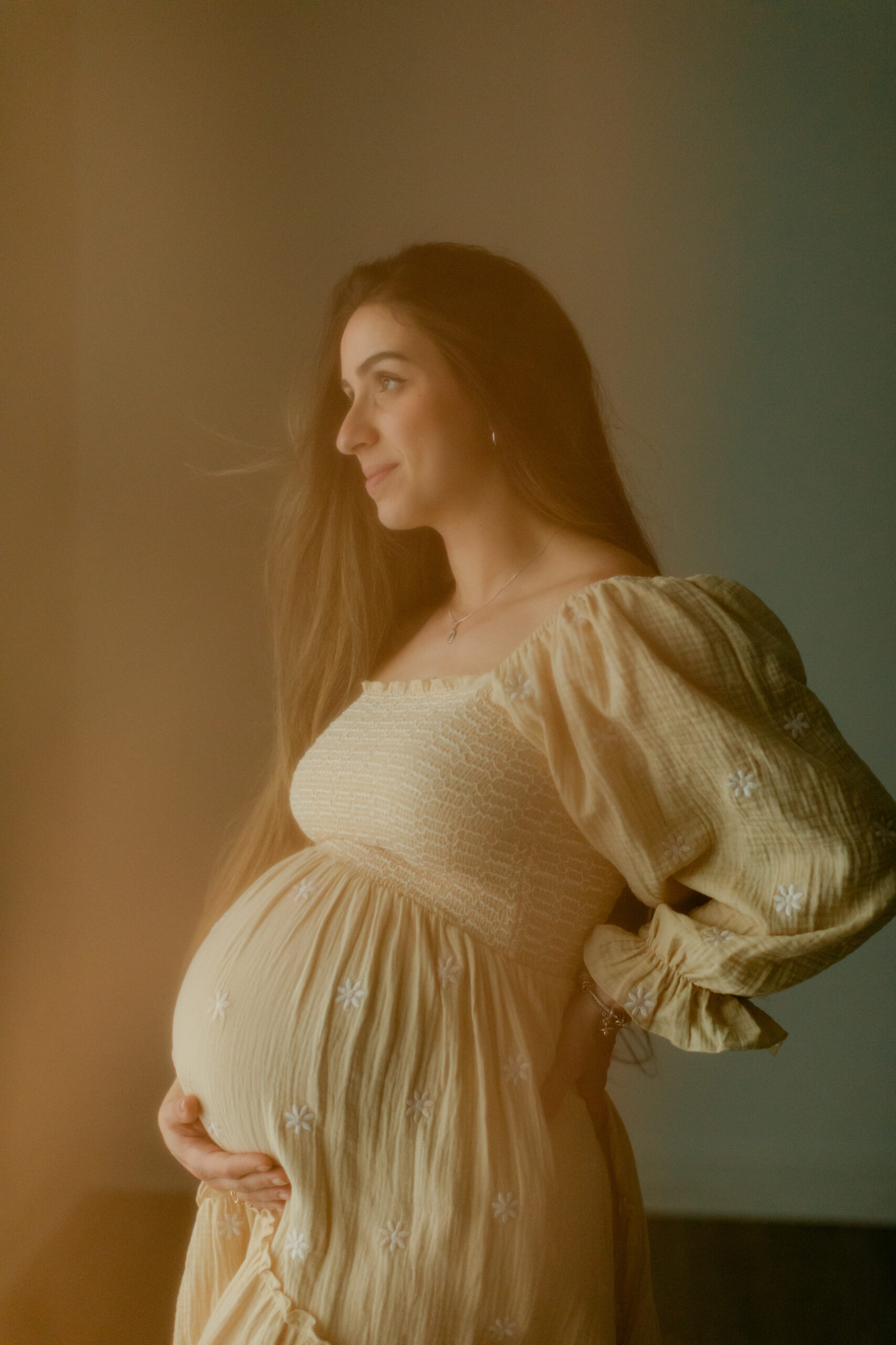 solo maternity session