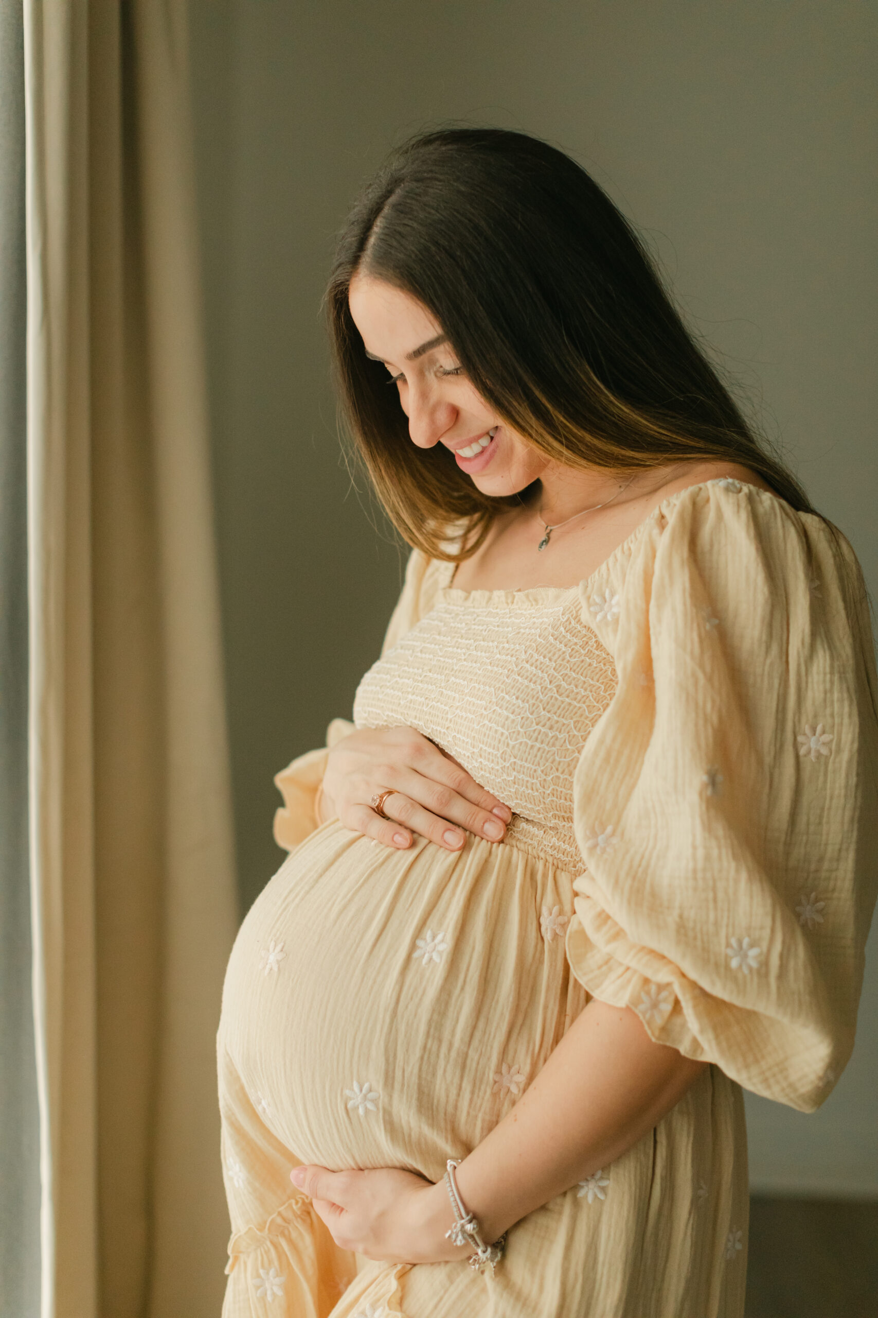 solo maternity session