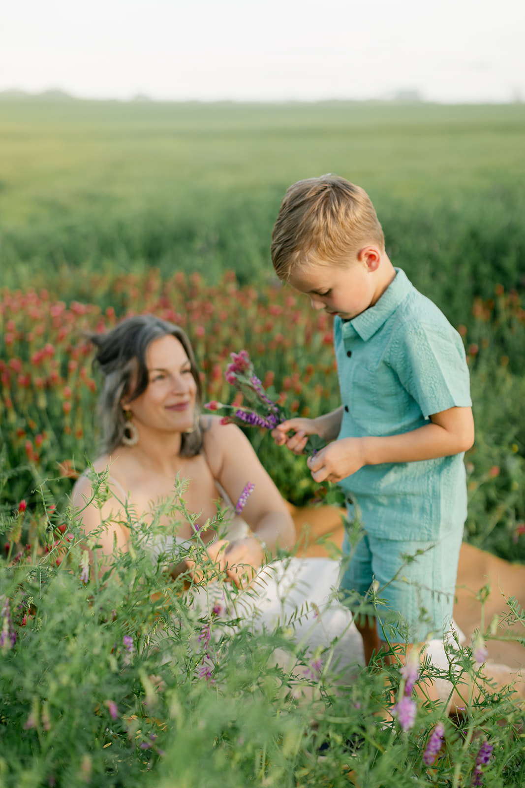 mama and son session in field