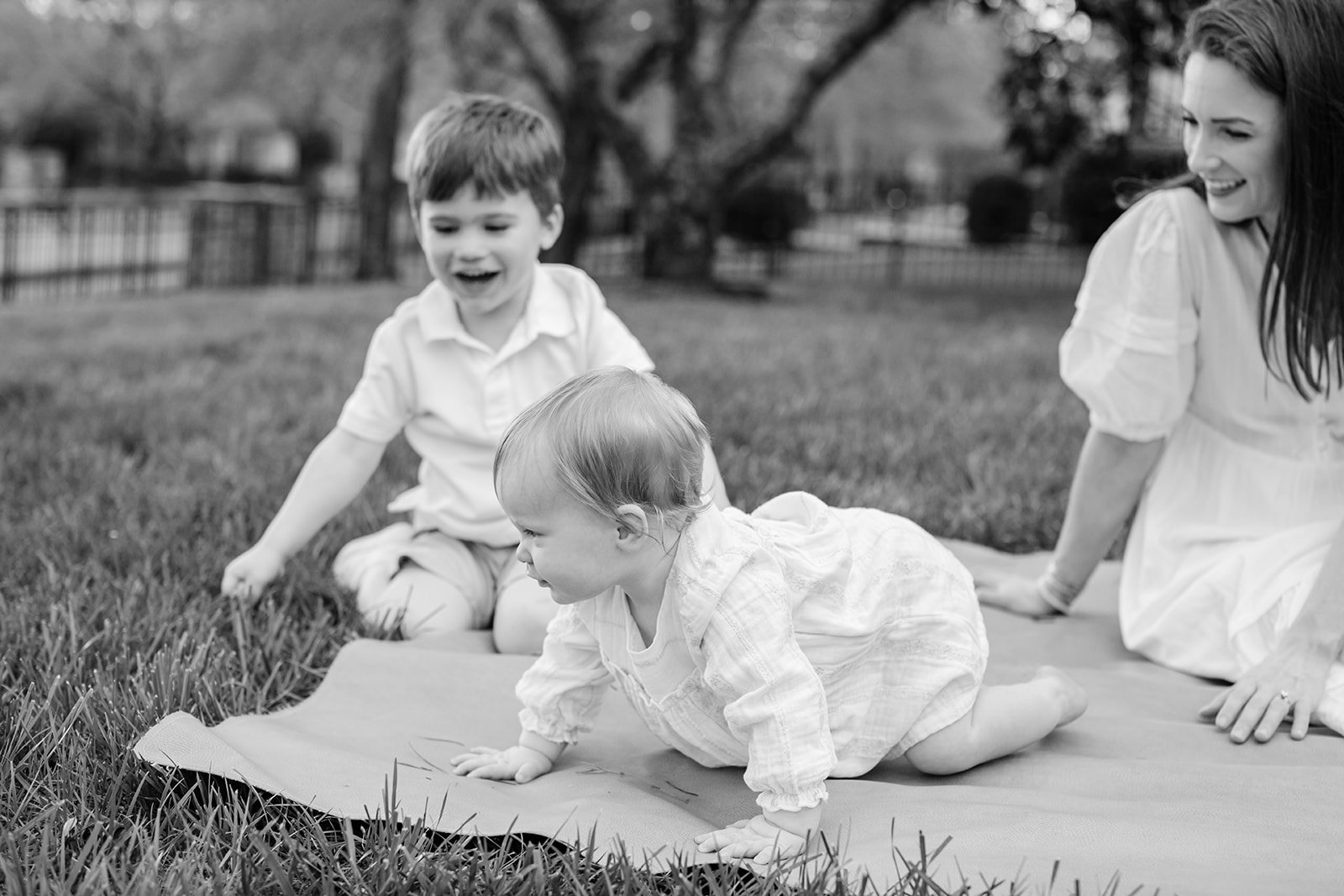 mama with her two kids (toddler and 1 year old girl)