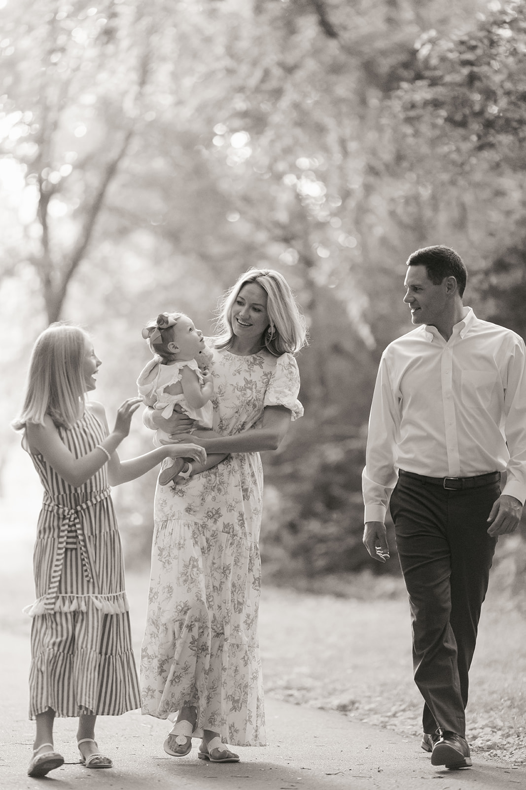 family photo (parents and two daughters)