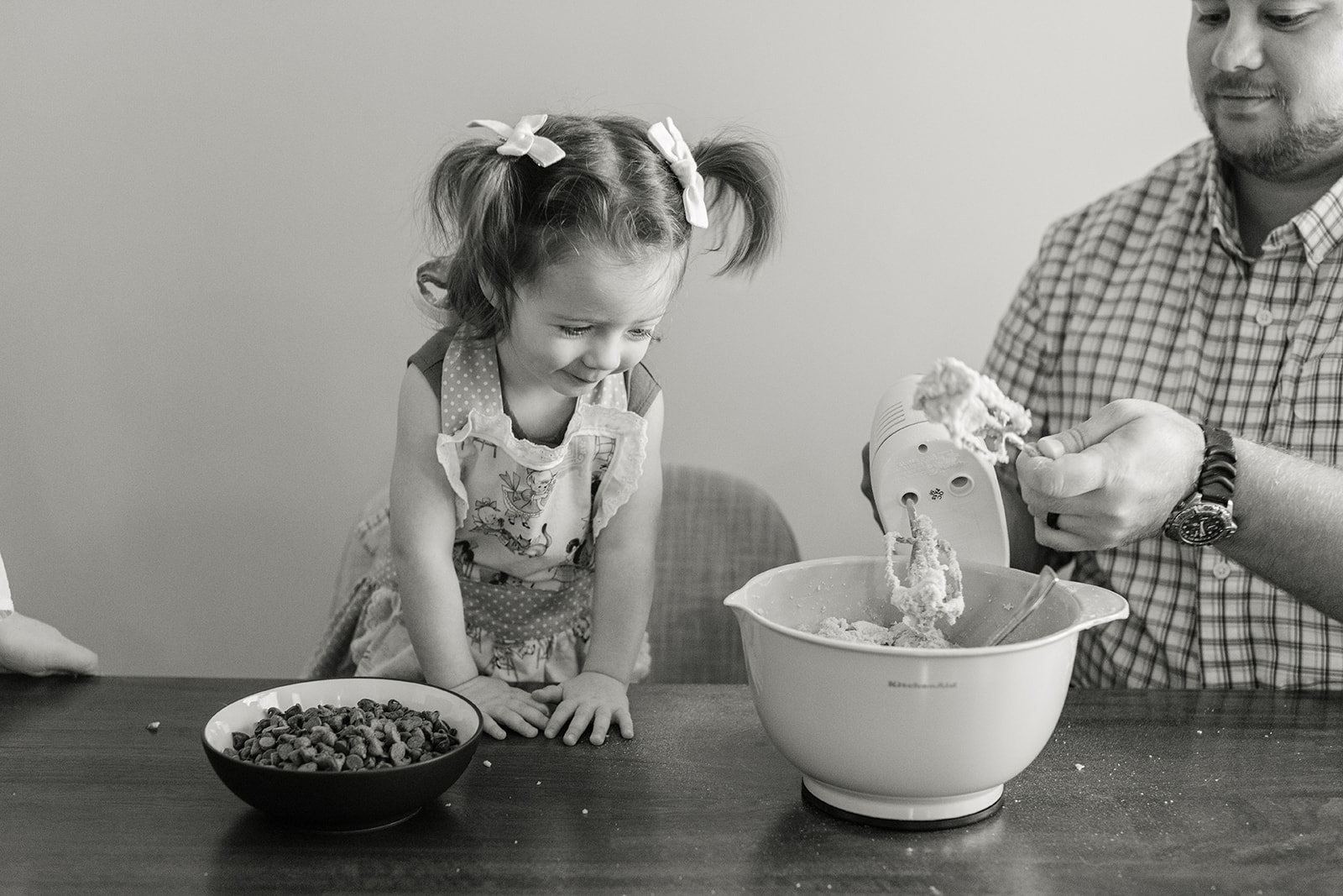 in home baking family session