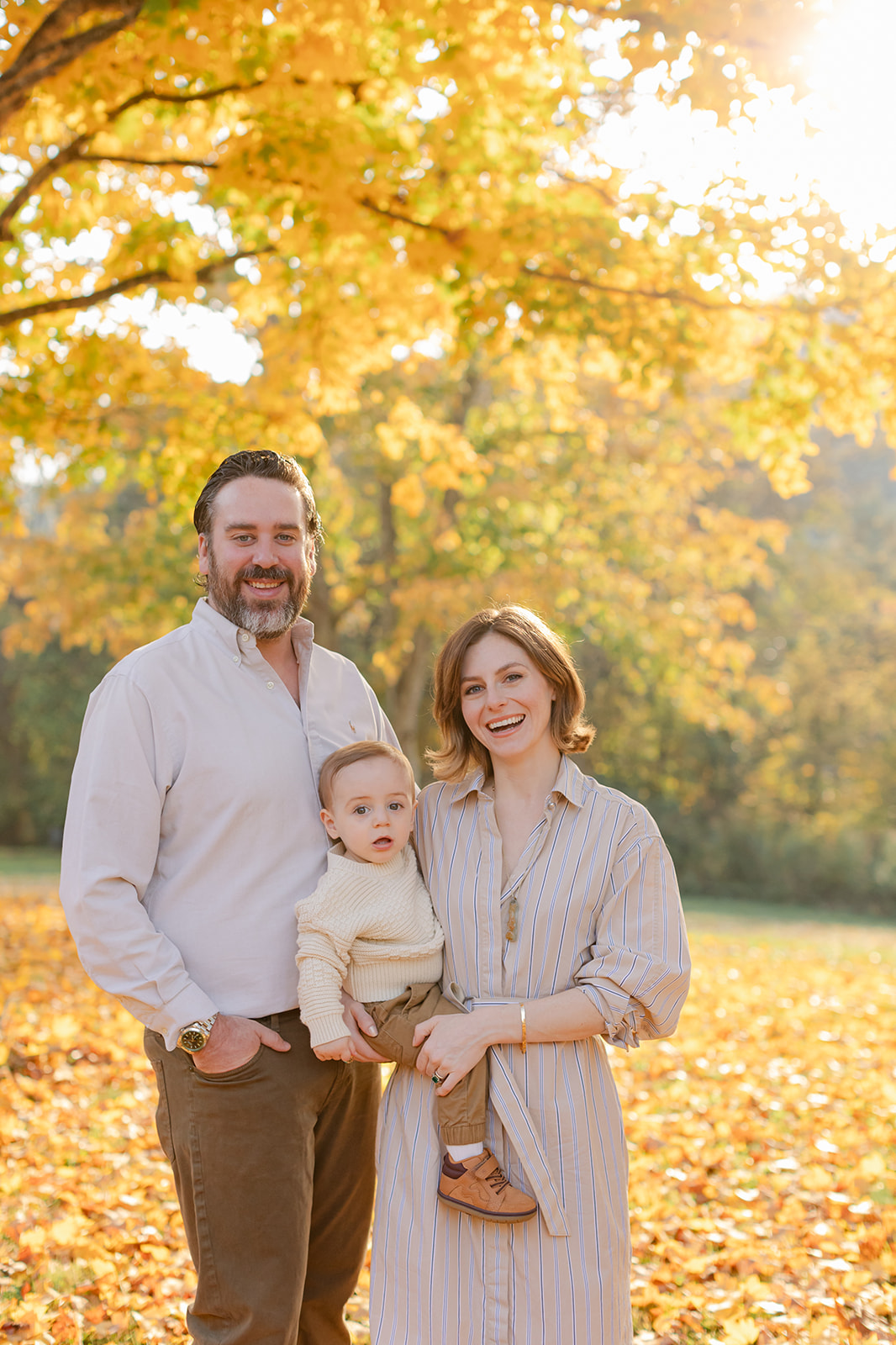 outdoor fall family session. 