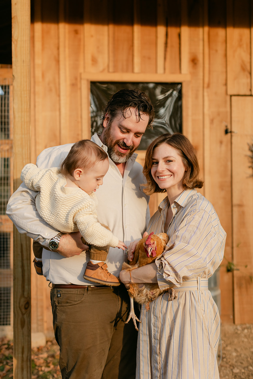 outdoor fall family photos with chickens