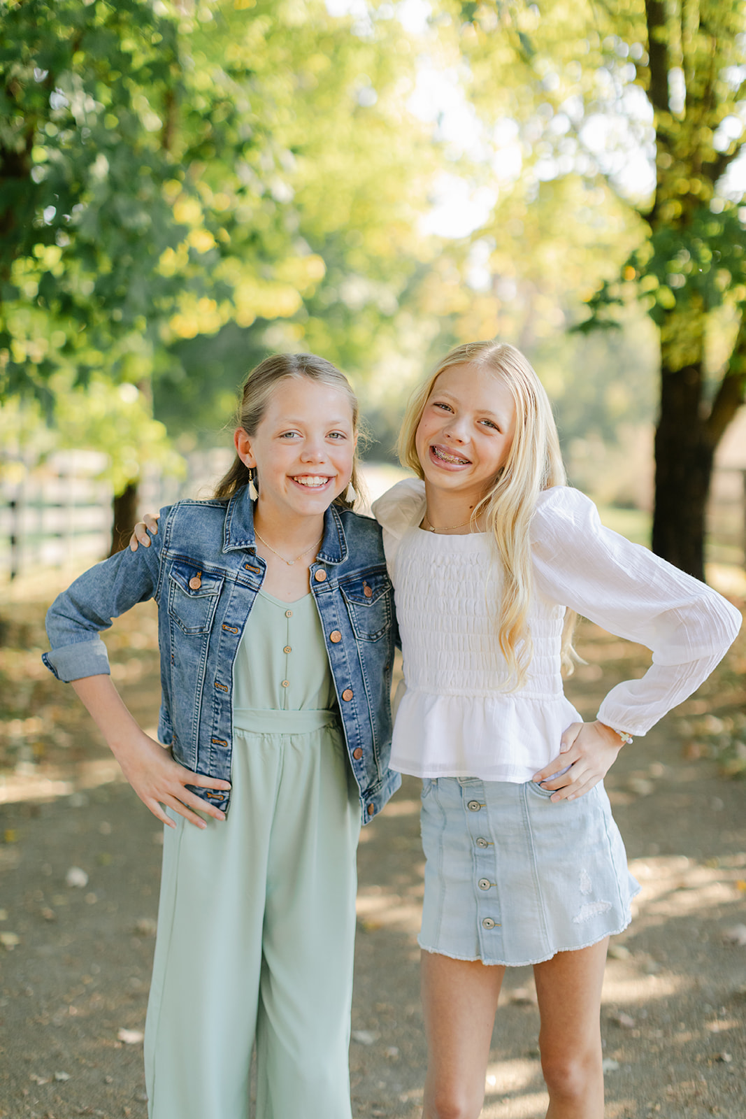 tween sisters during outdoor family photos