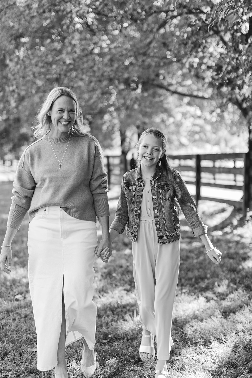 mom and tween (teenager) daughter during outdoor family photos