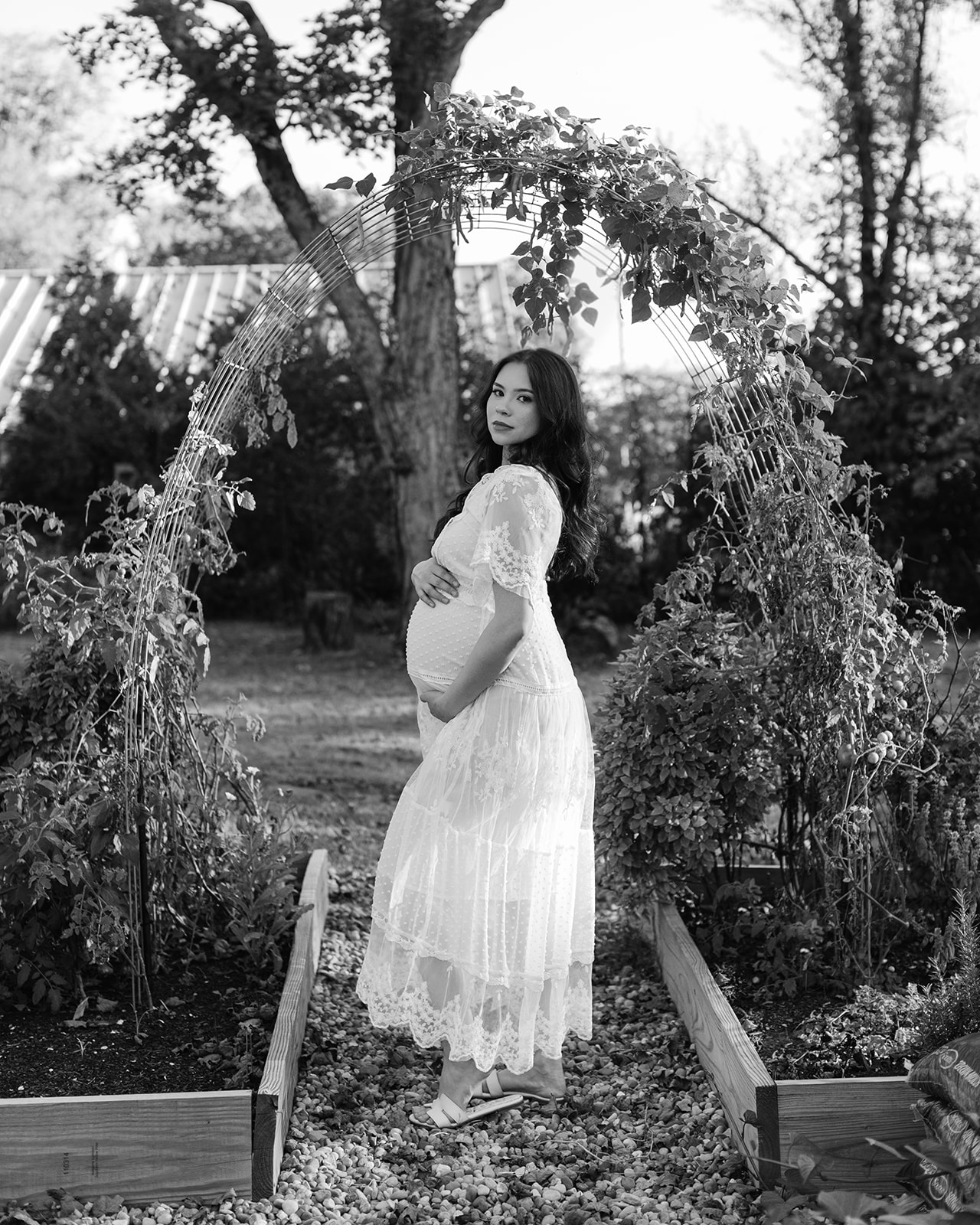 outdoor maternity session