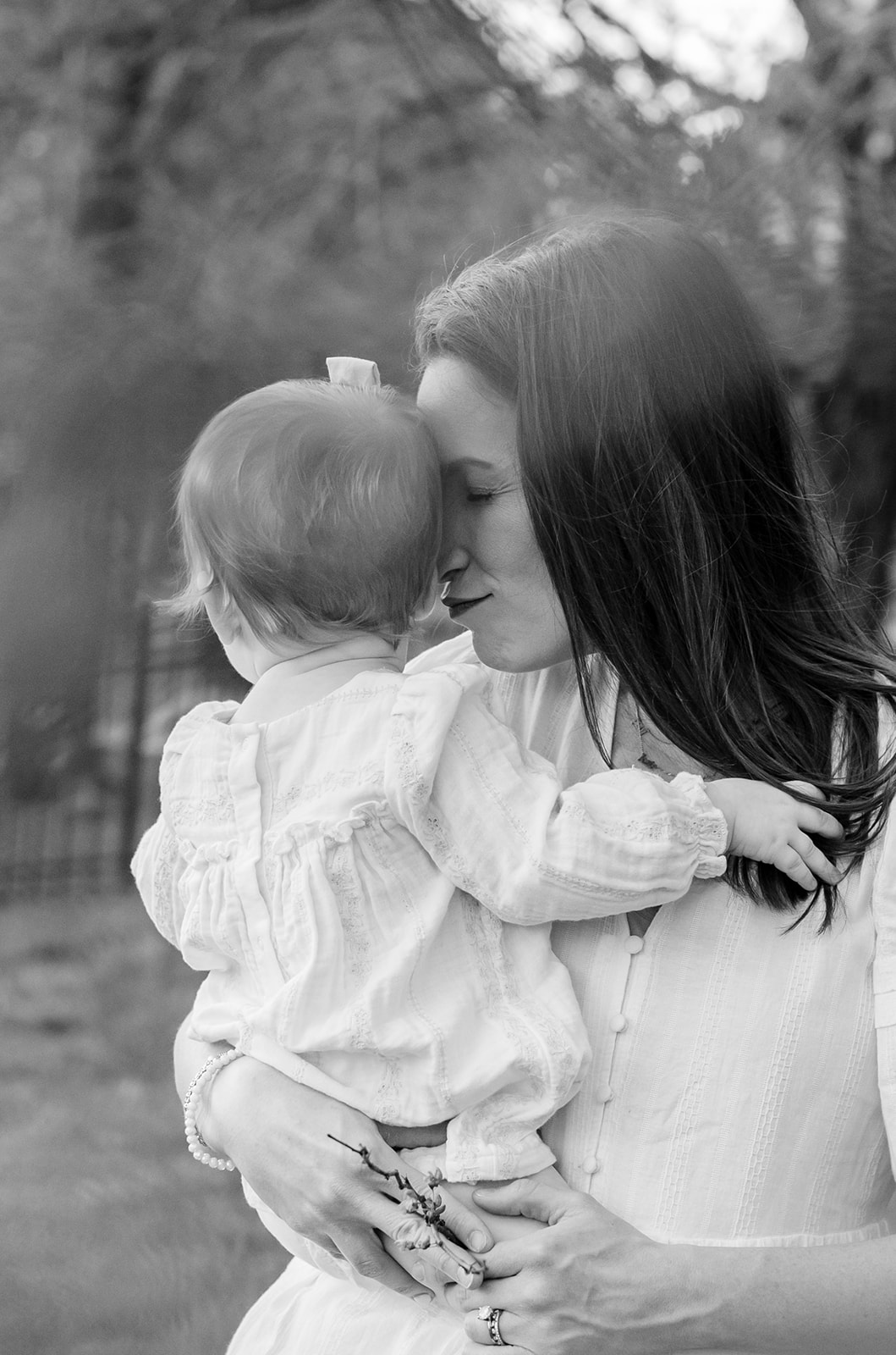 mother daughter spring family photos