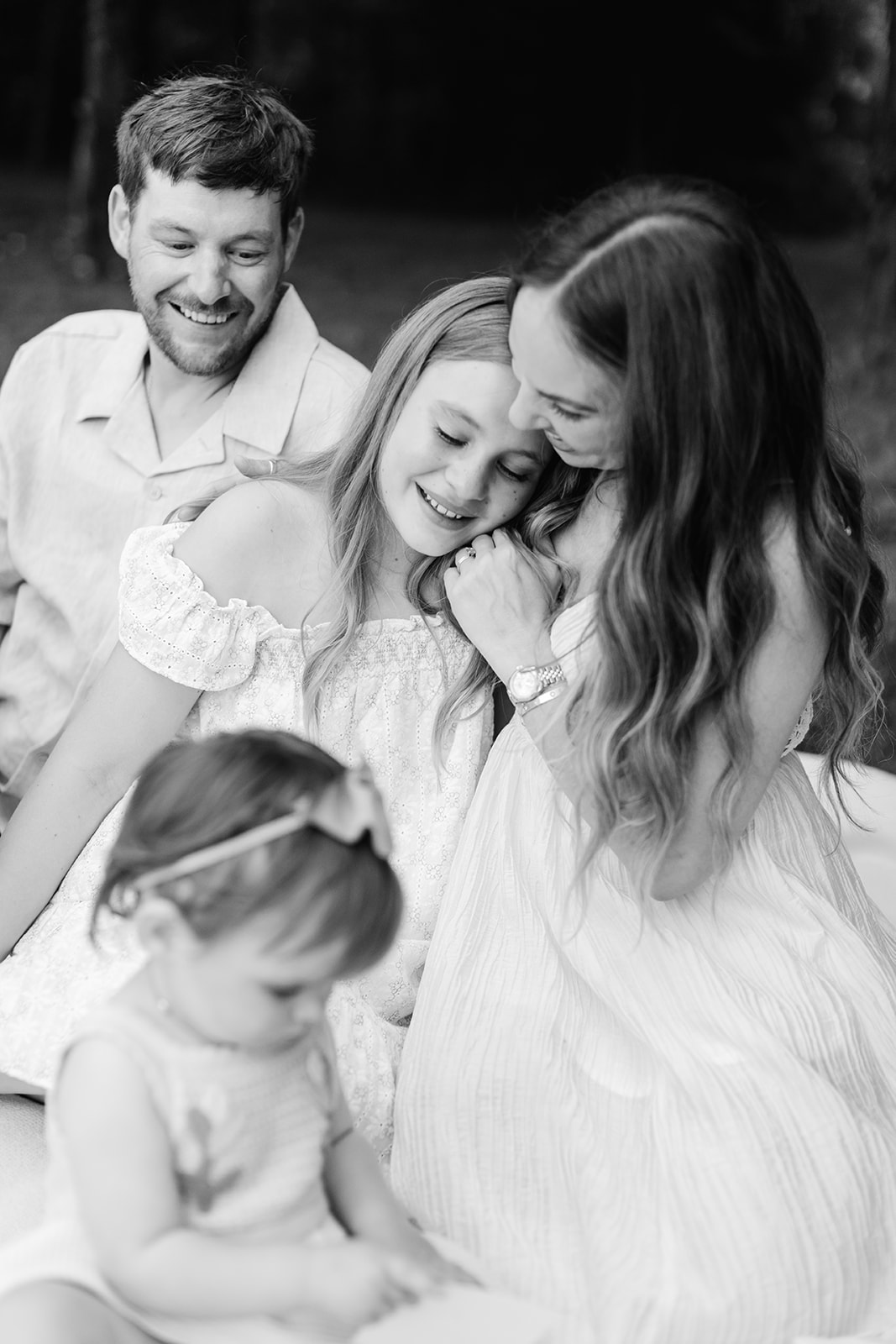 baby announcement with family